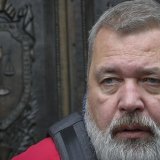 Les autorités russes tentent "de réduire au silence" le Prix Nobel de la paix Dmitri Mouratov, qu'elles ont ajouté vendredi à leur liste d'"agents de l'étranger", étiquette utilisée pour étouffer les critiques, a dénoncé samedi la présidente du Co...